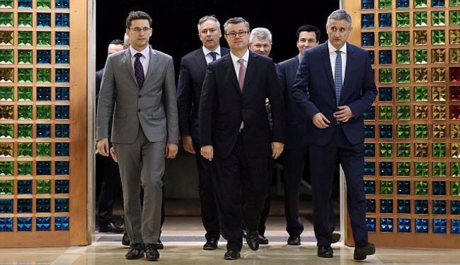 ŠTA TO PADA: Pala vlada