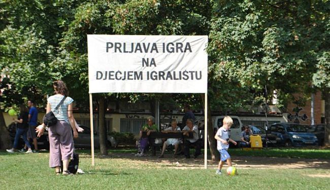 TKO TEBE ARGUMENTOM, TI NJEGA MOLITVOM: Pater Ike i don Stojić mole "protiv komunjara“ na Savici