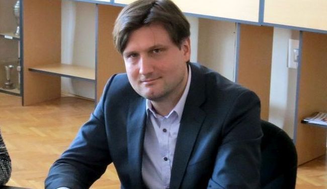 SAŠA CVETOJEVIĆ: Poslovni anđeo na ramenima svih ministarstava