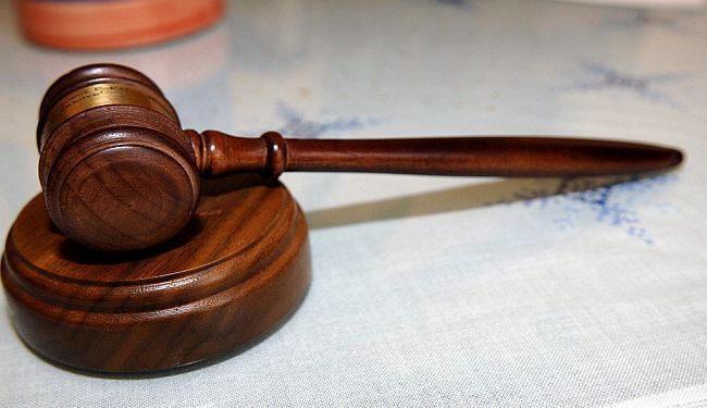POLITIČKI PRITISAK: „Ovo je skandalozna i sramotna presuda“