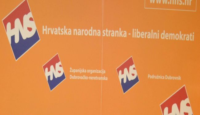 LAPSUS KAO DIJAGNOZA HNS-A: Gospoda Kurac i zagrobne muke gospođe Kučar 
