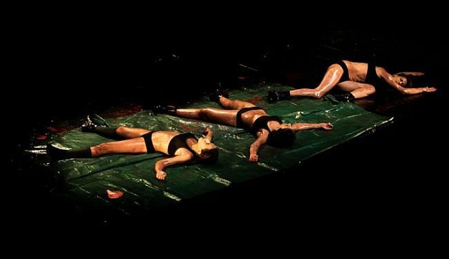 U POTRAZI ZA SATIROM: Od groteske do burleske, od teatra apsurda do komike vodvilja i cirkuskih parodija