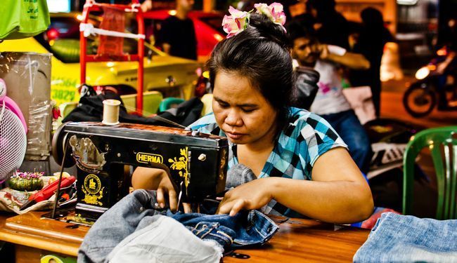 FILIPINSKA VEZA: Čemu služe žene, sirotinja i Davor Štern