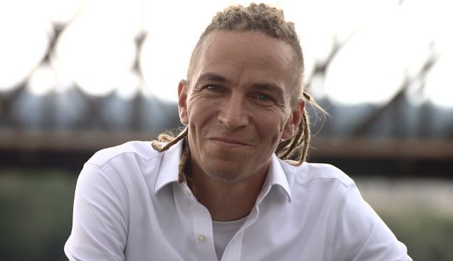 NAJUSPJEŠNIJI SVJETSKI PIRAT: „Podjela na lijevo i desno je mrtav koncept“