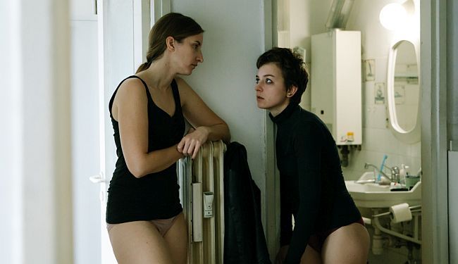 POLUSESTRA: Rubikova kocka sudbinskih šamara 