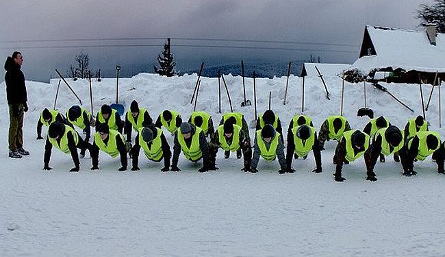 NEK BUDE SVJETLOST: Prvi uradak iz istočne Europe koji se bavi fenomenom militanata i otrova koji oni prosipaju