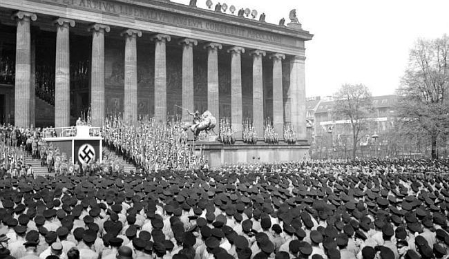 MARŠ NA BERLIN: Primitivno hrvatsko prikrivanje prošlosti 