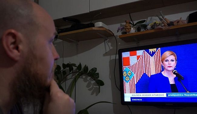 NE PROPUSTITE: Večeras premijera filma „Poštovana predsjednice“ i otvorenje izložbe „Fake news portraits“