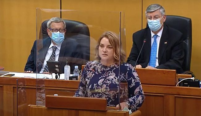 INTERVJU-ANJA ŠIMPRAGA, „DJEVOJČICA IZ KOLONE“: „Potreban je iskorak da izgradimo tolerantnije društvo“