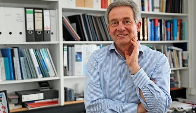 NJEMAČKI VIRUSOLOG THOMAS SCHULZ: „Moramo da se naviknemo na to da će ovaj virus živeti sa nama“