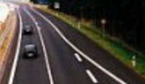 Mi gradimo cestu, cesta gradi nas