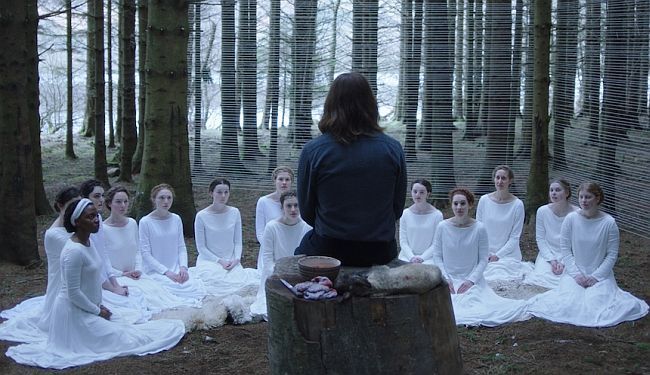 THE OTHER LAMB: Sjajan portret jezivog vjerskog kulta u raljama egoističnog mesije