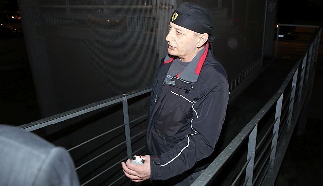 HAJKA URODILA PLODOM: Što je nama Škoro dao?