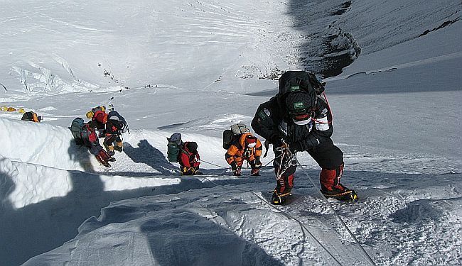 BORIS DEŽULOVIĆ: Od vrha do dna