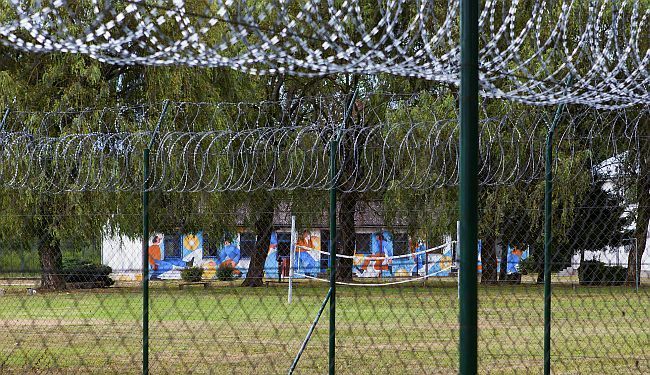 PRIJE I POSLIJE: Umjetnost iza žice