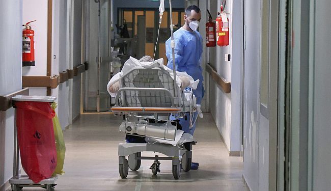 INTERVJU - ZNANSTVENIK DMITRIJ KOBAK: „Od početka sam sumnjao u službene brojeve umrlih od Covida-19“