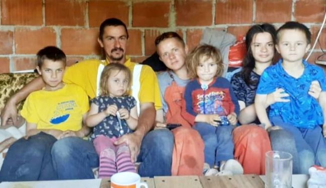 PET KUNA ZA SRETNIJE DJETINJSTVO: Šestero mališana živi u neljudskim uvjetima. Treba im pomoć!