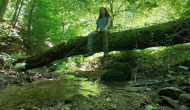 MLADIĆ IZ ŠUME: Pobjegao je od gradskog života i već dva mjeseca živi po šumama