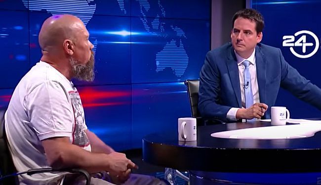 „JA SAM TURBO CATTOLICO“: Boris Dežulović u gostima kod Zorana Kesića