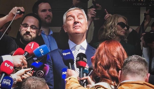 MILOVO ZBOGOM: Mladi lijepi i pametni, Vol. 2