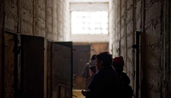 NA MJESTU ZLOČINA: Čuvari logora su uvijek isti