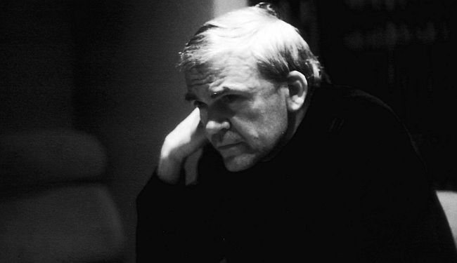 MILAN KUNDERA: Gorostas iz Brna i marginalac iz jednog pariskog stana. I obrnuto.