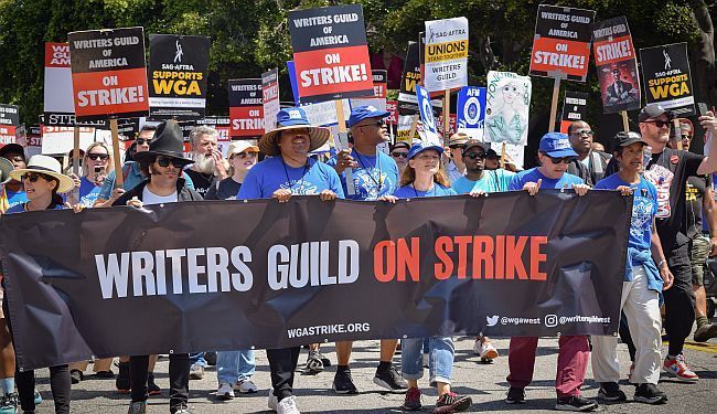 KRAJ JEDNOG OD NAJVEĆIH ŠTRAJKOVA U POVIJESTI HOLLYWOODA: Velika pobjeda za scenariste i pisce