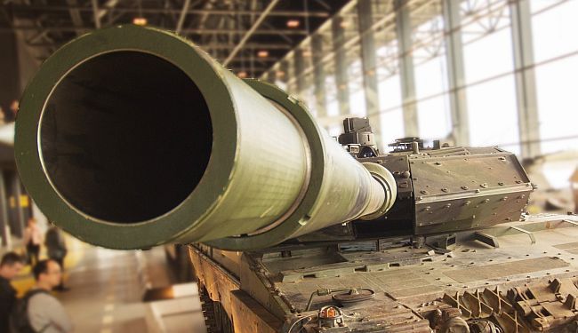 SPOMEN-TENK USRED SARAJEVA: Militarizacija kulture sjećanja