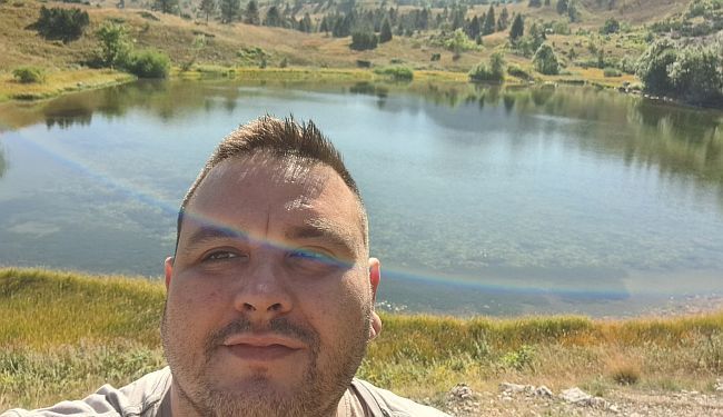 ONO ŠTO IZJEDA IZNUTRA: „Moje ime je Gordan, imam 43 godine i patim od internalizirane homofobije“