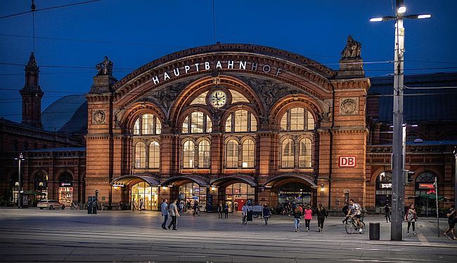 ALMIN KAPLAN: Moja tetka Njemačka