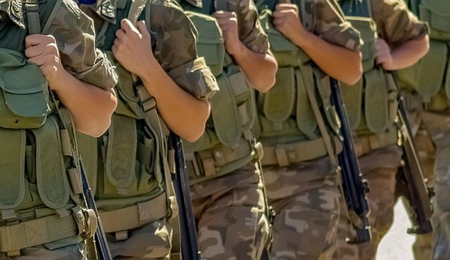 ORUŽJE MOĆI: Reakcija feministkinja na seksualno uznemiravanje ročnica