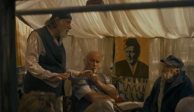 „PAVILJON“ DINE MUSTAFIĆA I VIKTORA IVANČIĆA: Stilska vježba revoluc... pardon, rezignacije