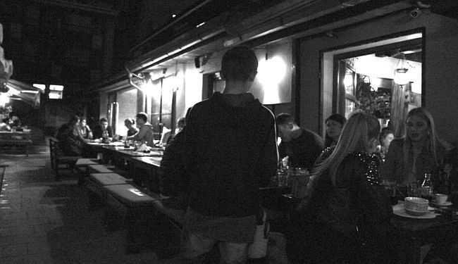 ZAŠTO SAM SNIMIO OVU FOTOGRAFIJU: Dječak s maramicama