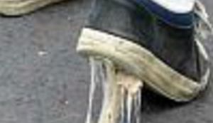 Komentar - anegdota na grafit "Neću žvaku, oću svoj kusur"