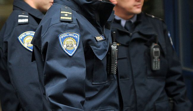 SLUČAJ ZA ŠIRI DRUŠTVENI KOMPLEKS: Supetar, Slayerova majica i batine za Dan pobjede