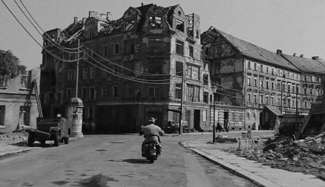 OČEVINA: Jedan od filmova godine savršenog ritma