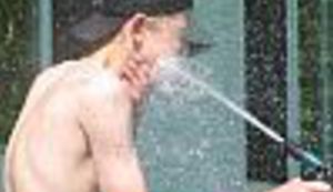 Trijumfirao "penis koji poskakuje kao tuš u praznoj kadi"