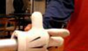 Prstom u anus - nova vrsta rukovanja u Hrvata