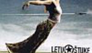 Štuke letu u Akvariju