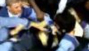 Božje se sluge potukle na Kristovom grobu