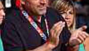 BANDIĆA NE MORE BRIGE: Opet uz ratnog zločinca