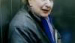 LUPIGA TV: Tajanstveni život jednog lifta u londonskom East Endu