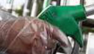 ZAŠTO NOSITI RUKAVICE DOK TOČIMO GORIVO: Umjesto mrtvačke lubanje s prekriženim kostima kod nas slovo šutnje