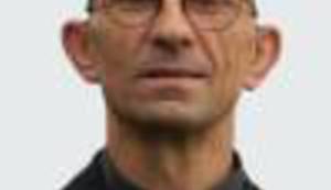 PRATIMO TRENDOVE: Buntovnik s razlogom - don Anđelko Kaćunko - ošišao se na ćelavo zbog pobjede Kukuriku koalicije