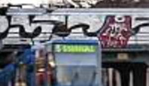 ŽIVOTOPISNI ZAGREBAČKI 'METRO': Je li ovo ulična umjetnost?