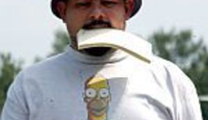 Konjčo u raljama života!