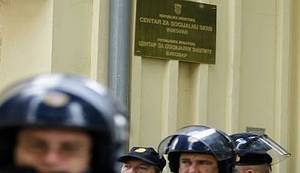 VIKTOR IVANČIĆ: Olovna slova