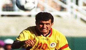 ZAPIS O RANAMA, RATU I NOGOMETU: Gheorghe Hagi u zmajevom gnezdu