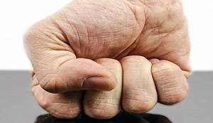 ŠAMARANJE MRTVOG MAGARCA: Što kod nas manje komunizma ima, njegovi neprijatelji uočavaju ga češće od bijelih miševa