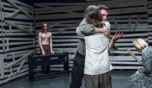 JANJE, KOKOŠ, ORAO: Sebičnost i nasilje kao nusprodukti instinkta za preživljavanjem